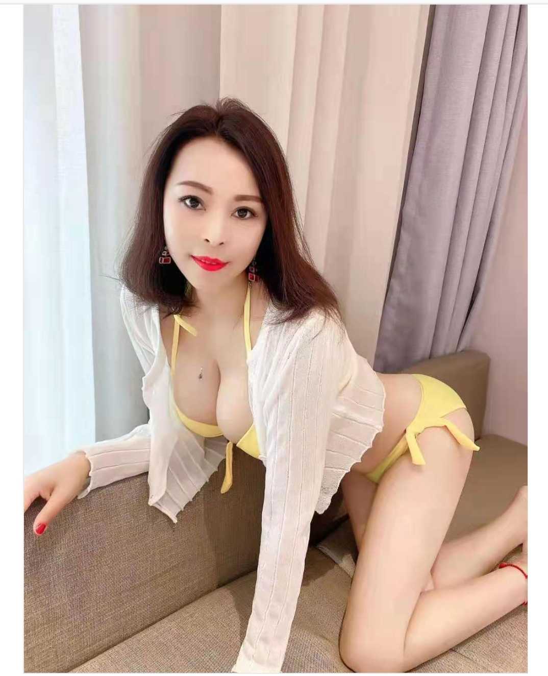 徐汇身材好的大奶少妇