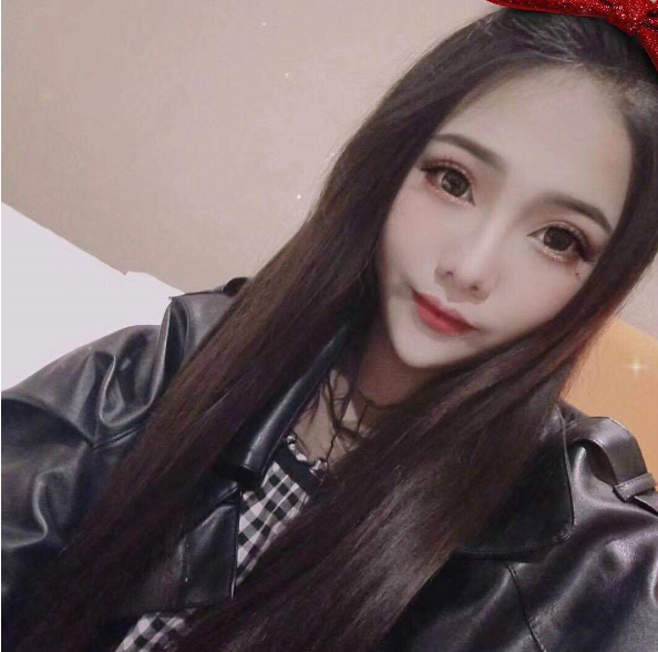 出差约的大学生，剃毛白虎馒头B，居然被我用手扣潮喷了